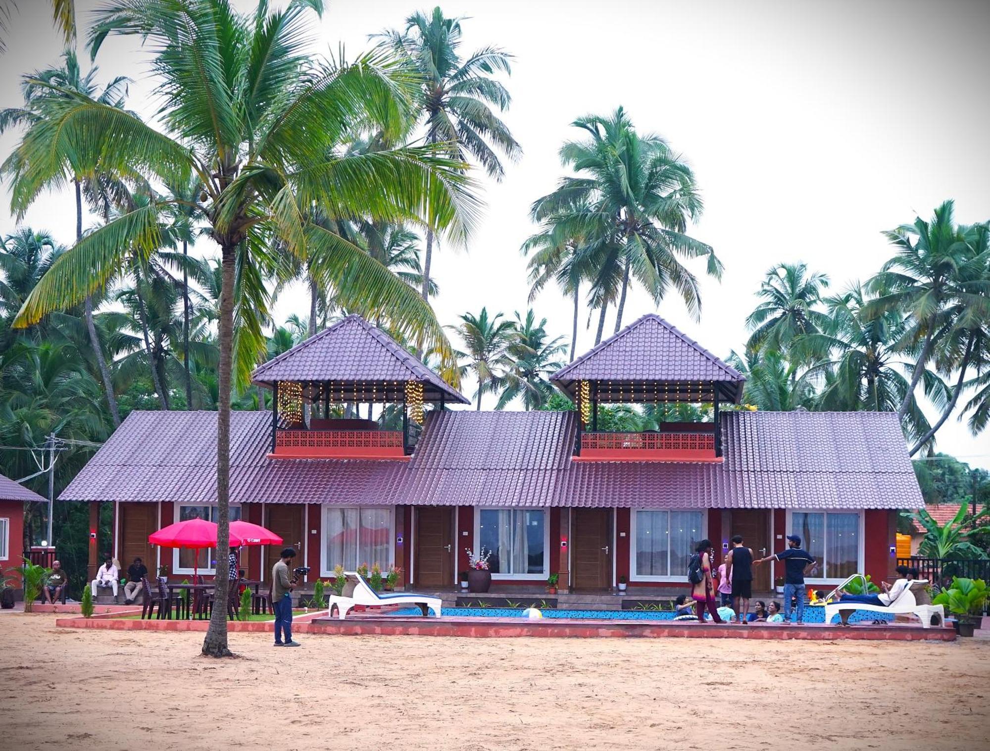 Namaste Homestay And Beach Resort Kaup Ngoại thất bức ảnh